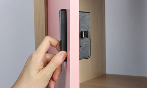 Cabinet Lock F025 Can be used as handle