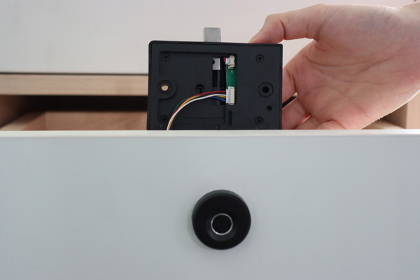 How to install the fingerprint drawer lock F109